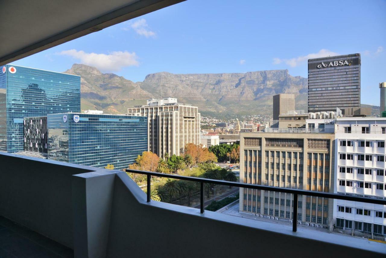 The Capetonian - Halal