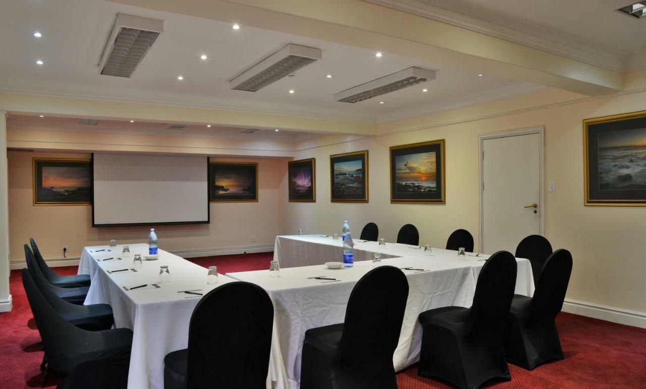 Hotel The Capetonian - Halal 4*